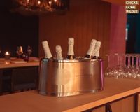 Fullhousenights, Fallhouse Night, Event&shy;management, Hamburg, Planung, Veranstaltung, Event, Management, Organisation, Feier, Restaurant, Essen, Speisen, Champagner, Champagnerk&uuml;hler, Moet